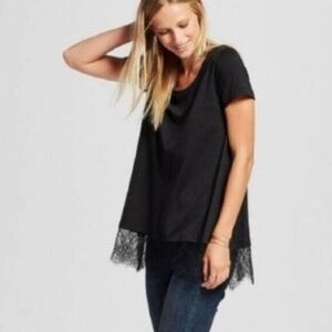Mossimo black lace trim short sleeve swing top